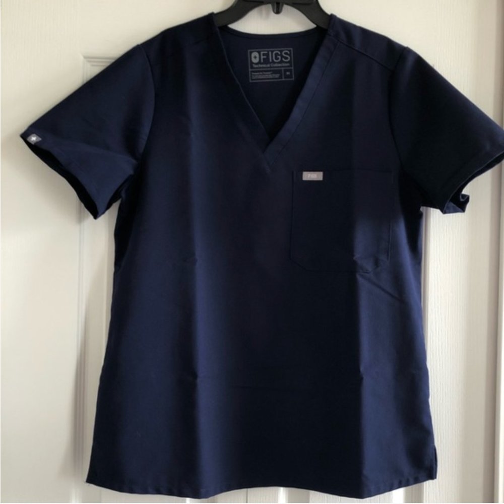 FIGS Catarina One-Pocket Scrub Top